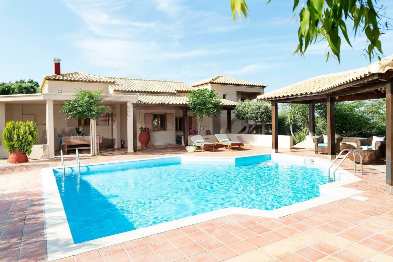 White Sand Villa. Spacious Villa With Prive Pool. Agia Pelagia  Exterior photo