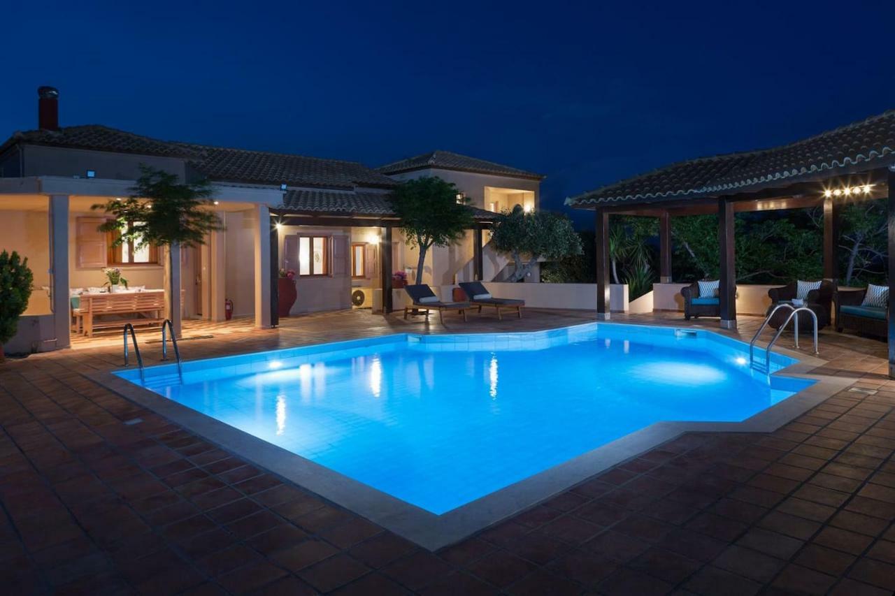 White Sand Villa. Spacious Villa With Prive Pool. Agia Pelagia  Exterior photo