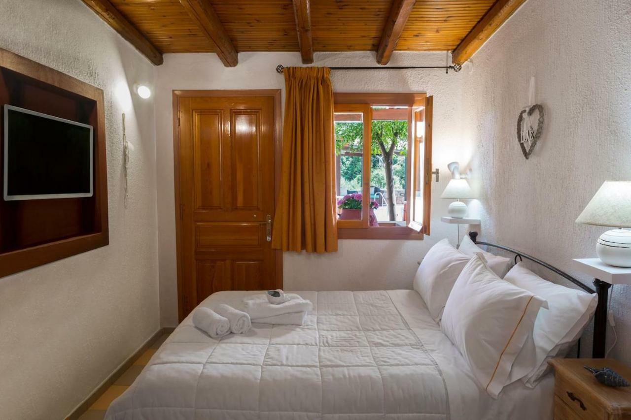 White Sand Villa. Spacious Villa With Prive Pool. Agia Pelagia  Exterior photo
